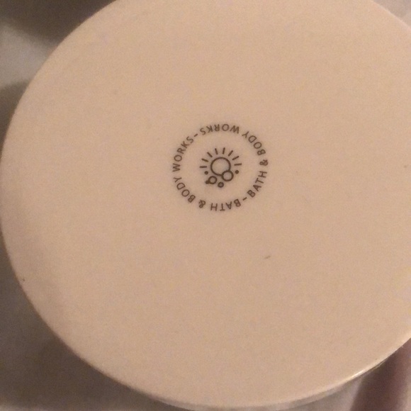 NWT Bath and Body Works Coco Shea Rich Moisture Coco + Shea Body Butter. 6.5 oz. - Picture 5 of 10